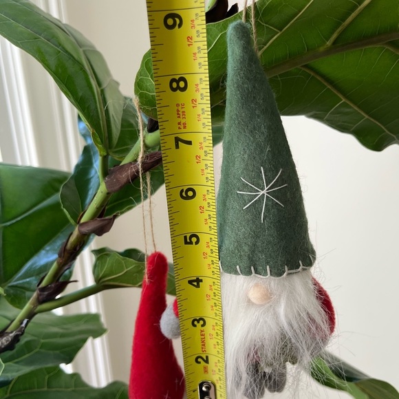 Christmas Holiday Gnome Tree ornament,   - Red and Green - Picture 6 of 6